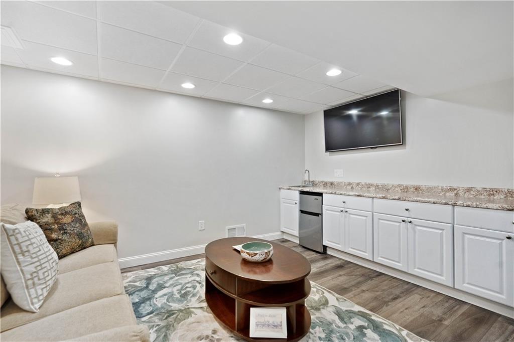 3 Quail Hill Road Pittsburgh, PA 15214 - Photo 14 of 18 Gallery Image 14