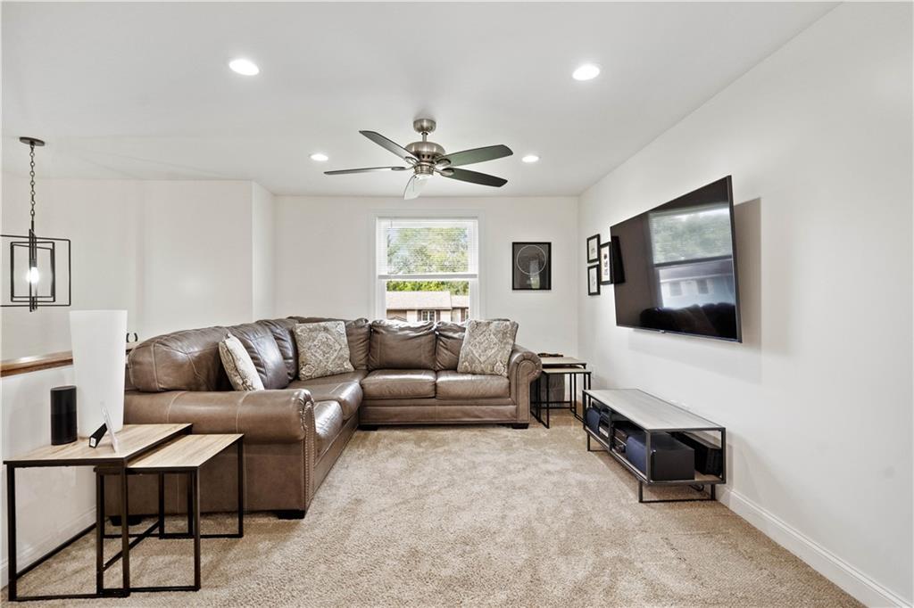 3 Quail Hill Road Pittsburgh, PA 15214 - Photo 4 of 18 Gallery Image 4