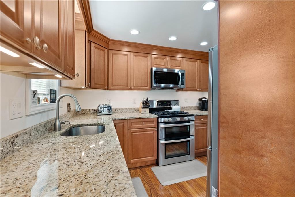 3 Quail Hill Road Pittsburgh, PA 15214 - Photo 8 of 18 Gallery Image 8