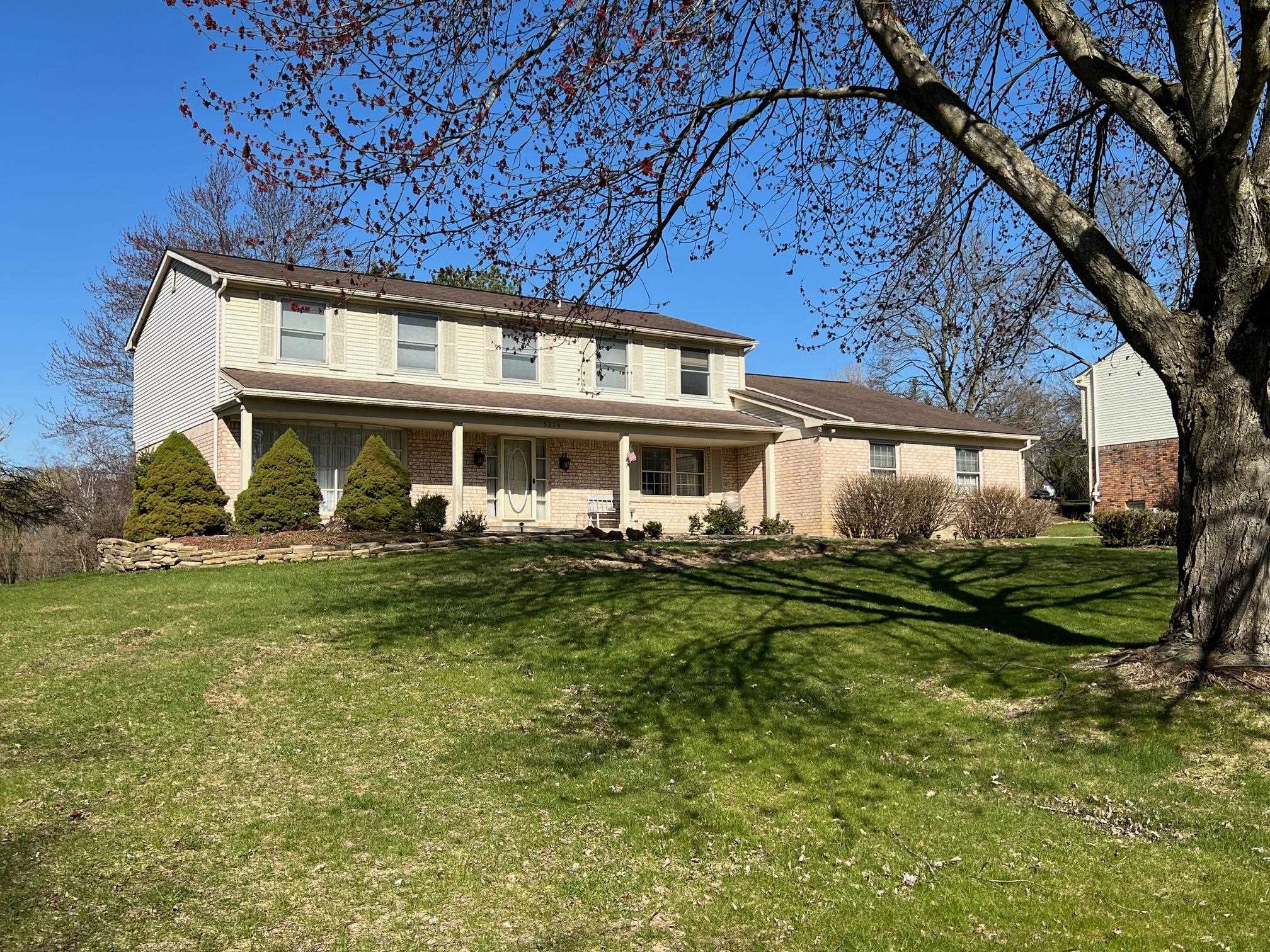 5234 Aintree Road Rochester, MI 48306 - Photo 1 of 40 50165758-227ecb64-5625-471f-a6eb-c3167b5ba413.JPG