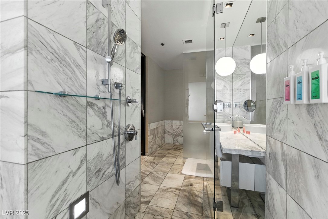 4381 West Flamingo Road, Unit 5106 Las Vegas, NV 89103 - Photo 25 of 43