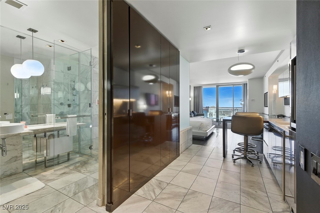 4381 West Flamingo Road, Unit 5106 Las Vegas, NV 89103 - Photo 4 of 43