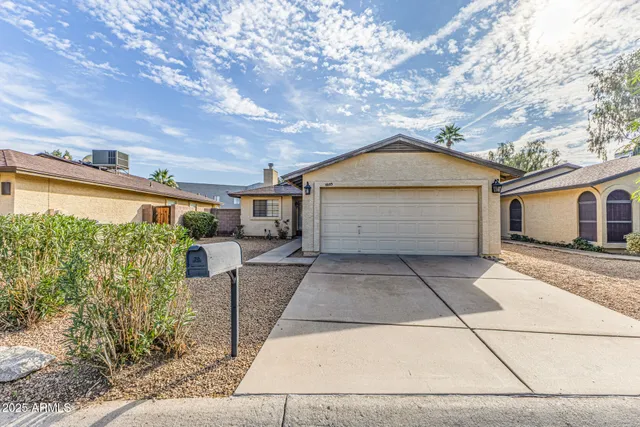 $1,950 | 6605 North 48th Avenue, Glendale, AZ 85301