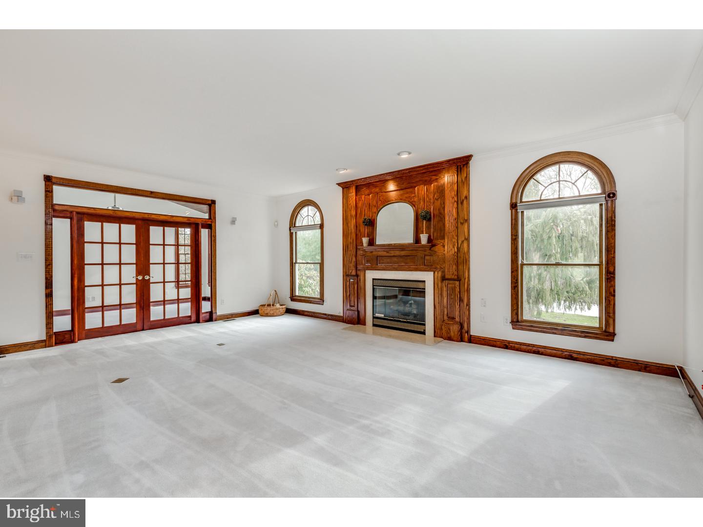 33 Stanwyck Road Mount Laurel, NJ 08054 - Photo 3 of 25 Gallery Image 3