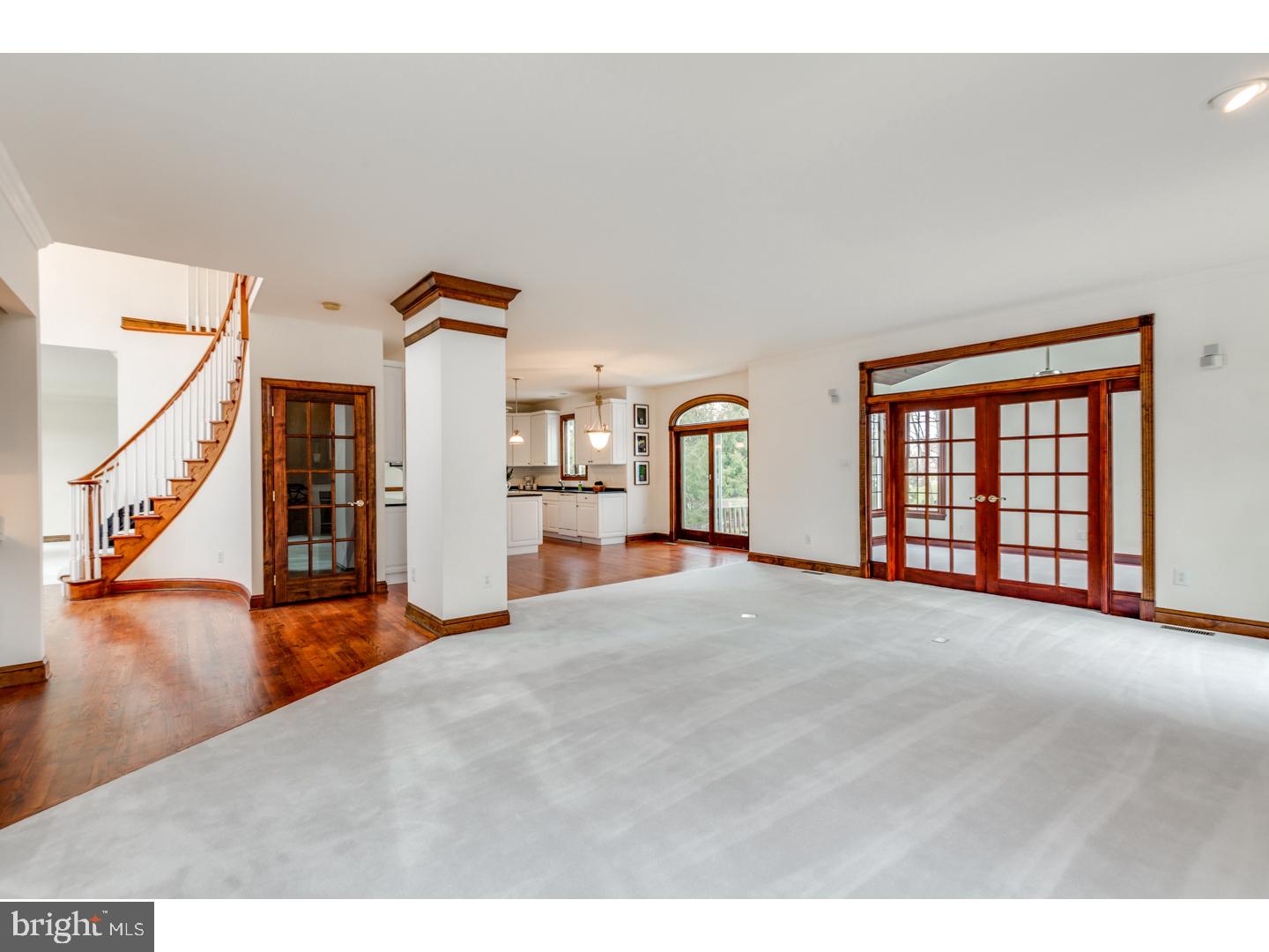 33 Stanwyck Road Mount Laurel, NJ 08054 - Photo 4 of 25 Gallery Image 4
