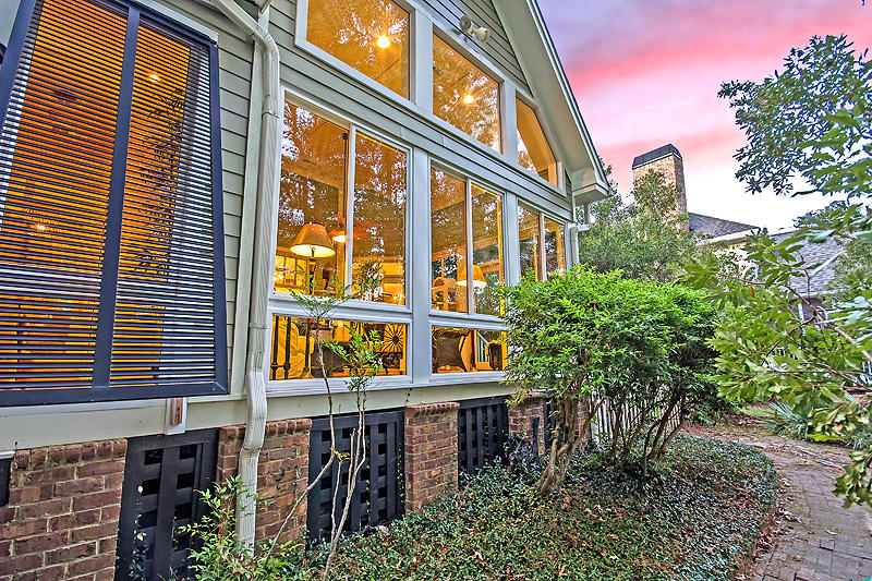1684 Sewee Fort Road Mount Pleasant, SC 29466 - Photo 5 of 100 Sunroom