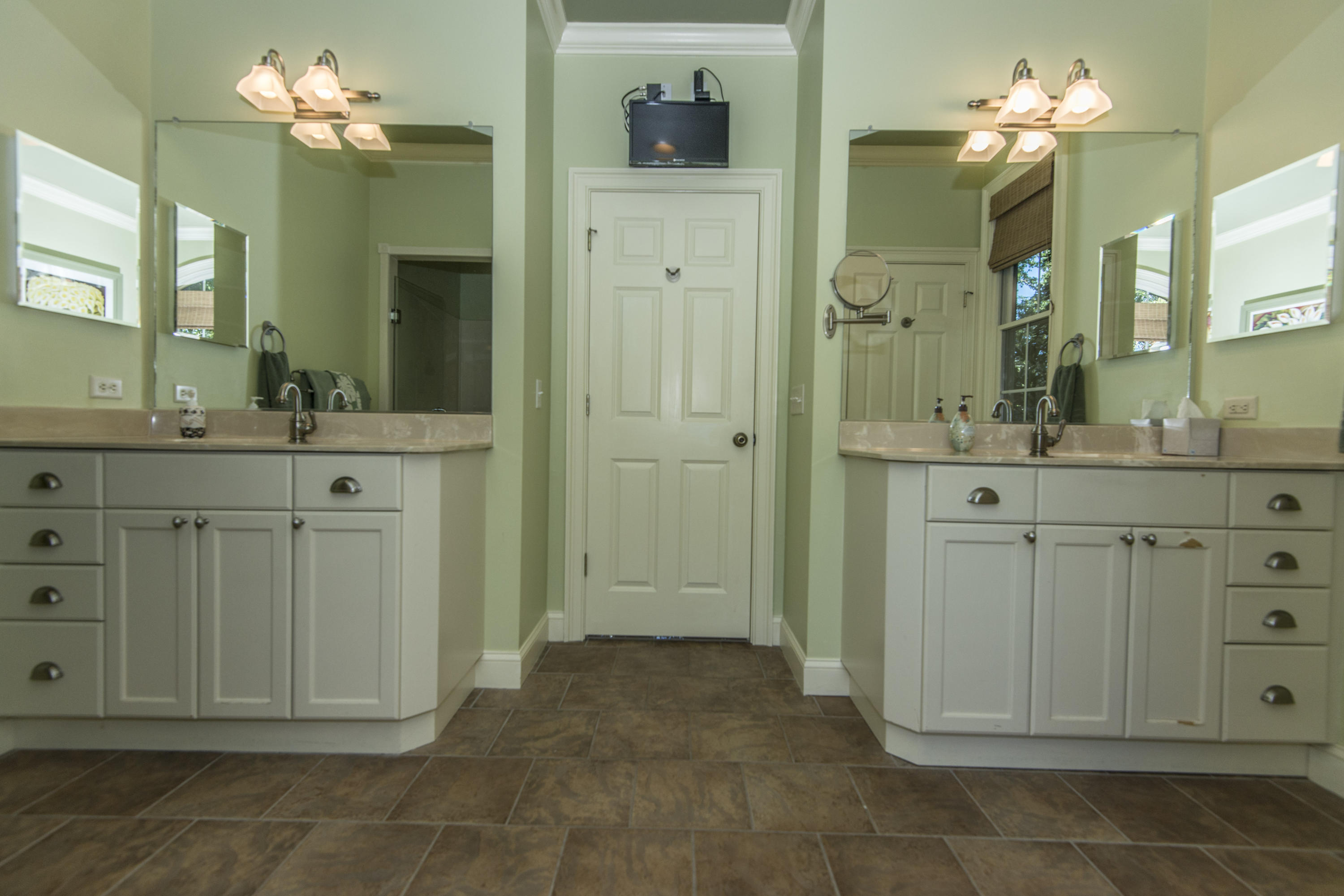 1684 Sewee Fort Road Mount Pleasant, SC 29466 - Photo 60 of 100 Master Bathroom