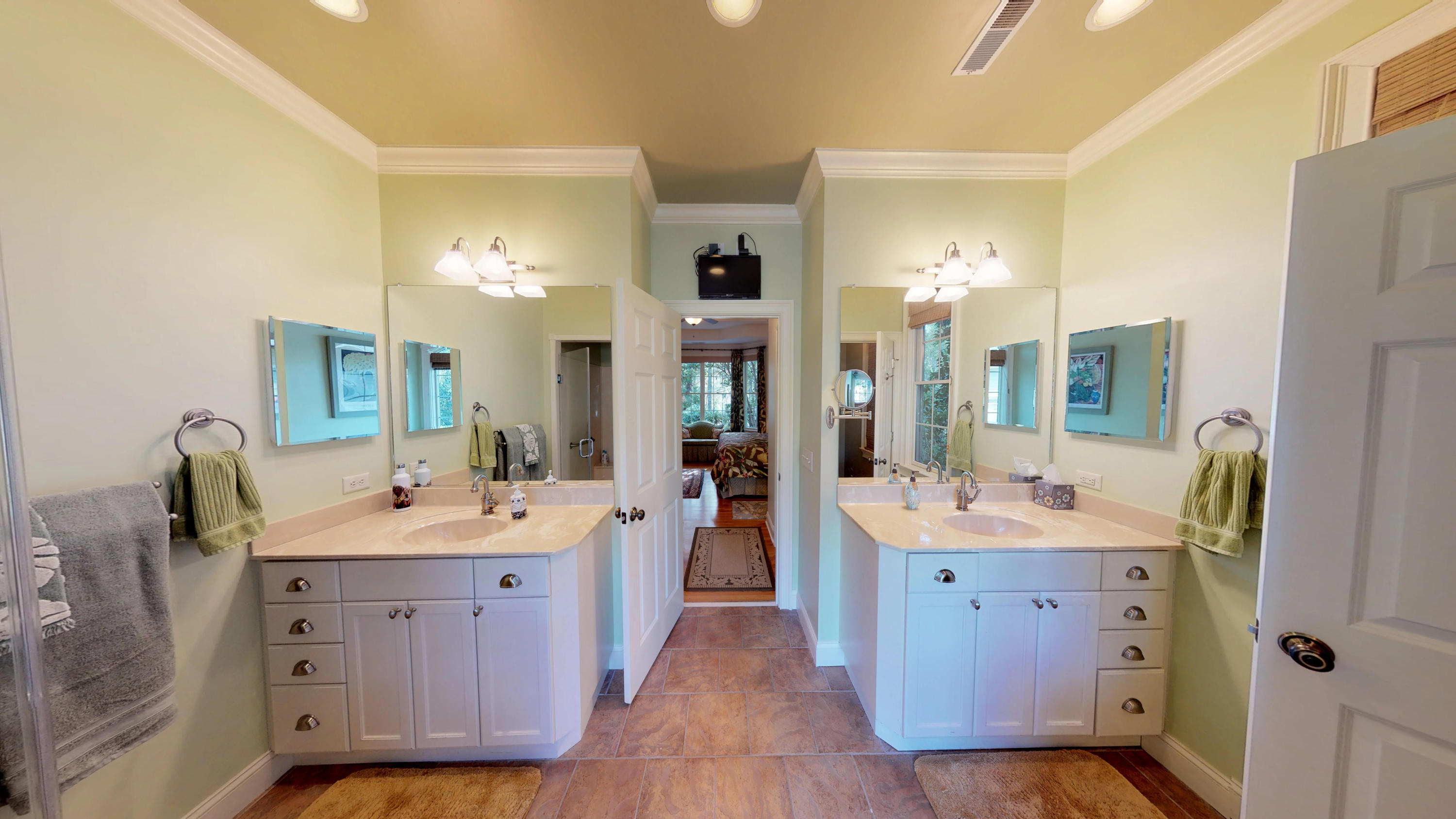 1684 Sewee Fort Road Mount Pleasant, SC 29466 - Photo 61 of 100 Master Bathroom