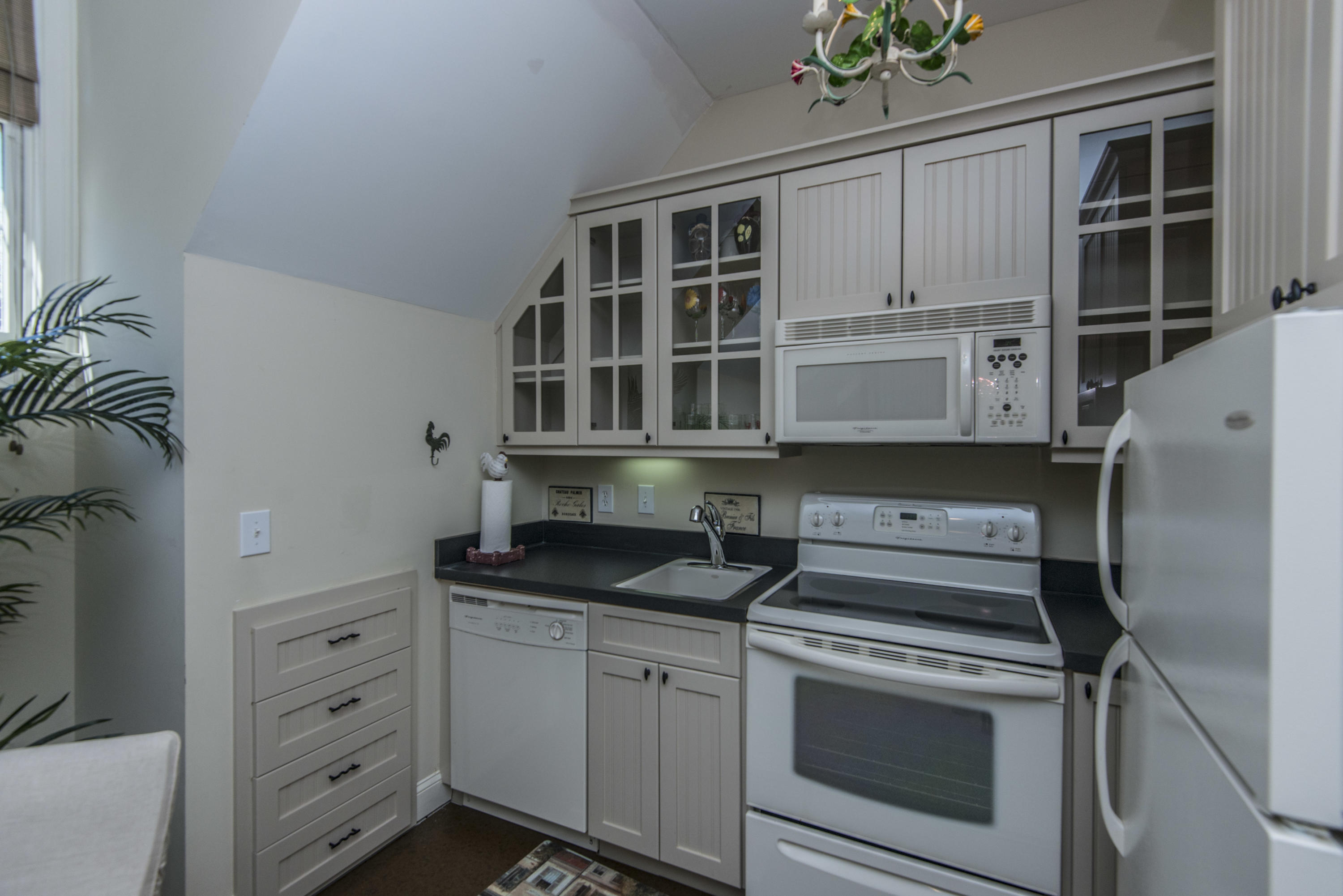 1684 Sewee Fort Road Mount Pleasant, SC 29466 - Photo 75 of 100 Private Suite