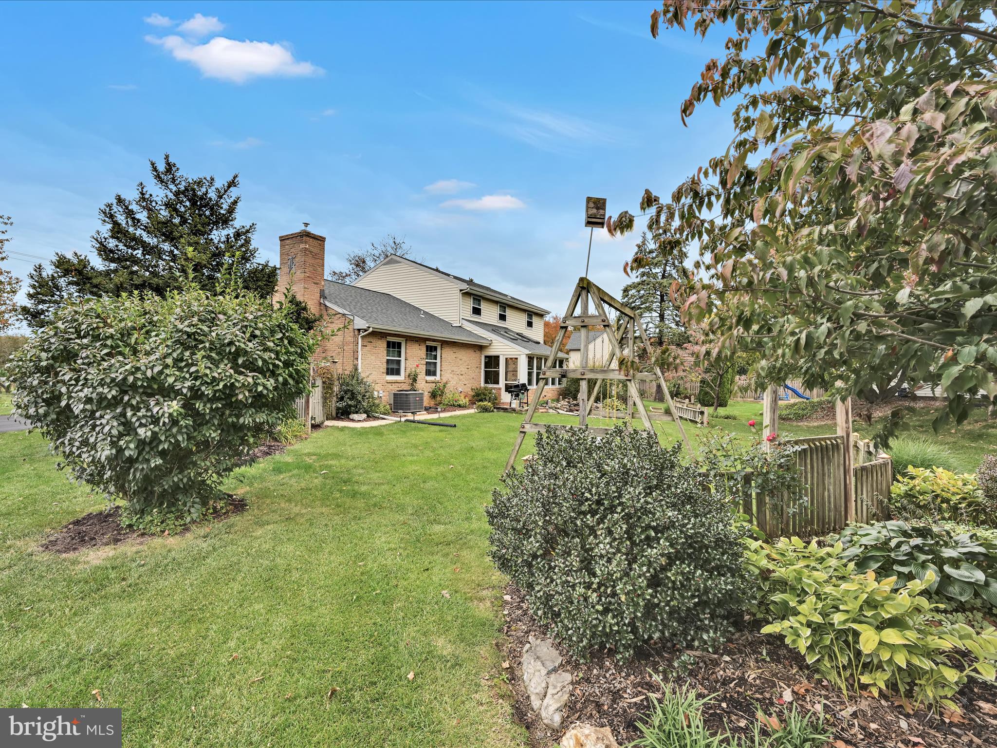 618 West 3rd Avenue Lititz, PA 17543 - Photo 30 of 40 a front view of a house with a yard