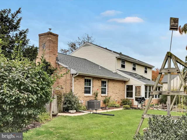 $425,900 | 618 West 3rd Avenue, Lititz, PA 17543