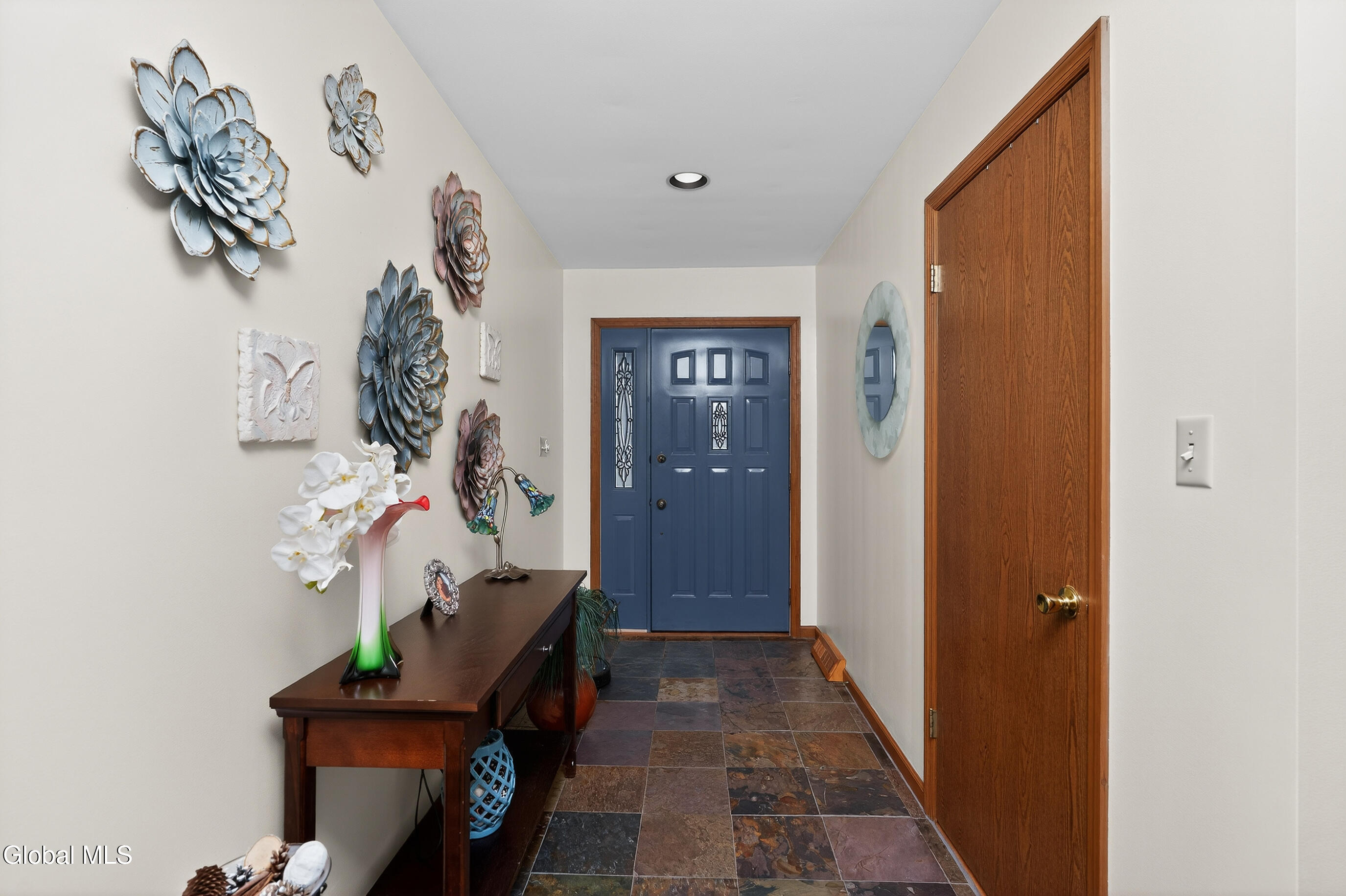 499 Miller Road Clifton Park, NY 12065 - Photo 17 of 72 011-499-Miller-Road-Clifton-Park-NY-1206