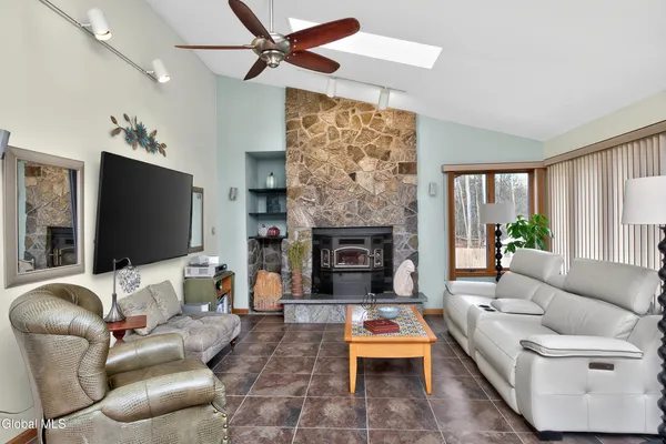 $639,900 | 499 Miller Road, Clifton Park, NY 12065