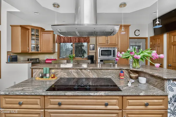 $639,900 | 499 Miller Road, Clifton Park, NY 12065