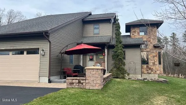 $639,900 | 499 Miller Road, Clifton Park, NY 12065