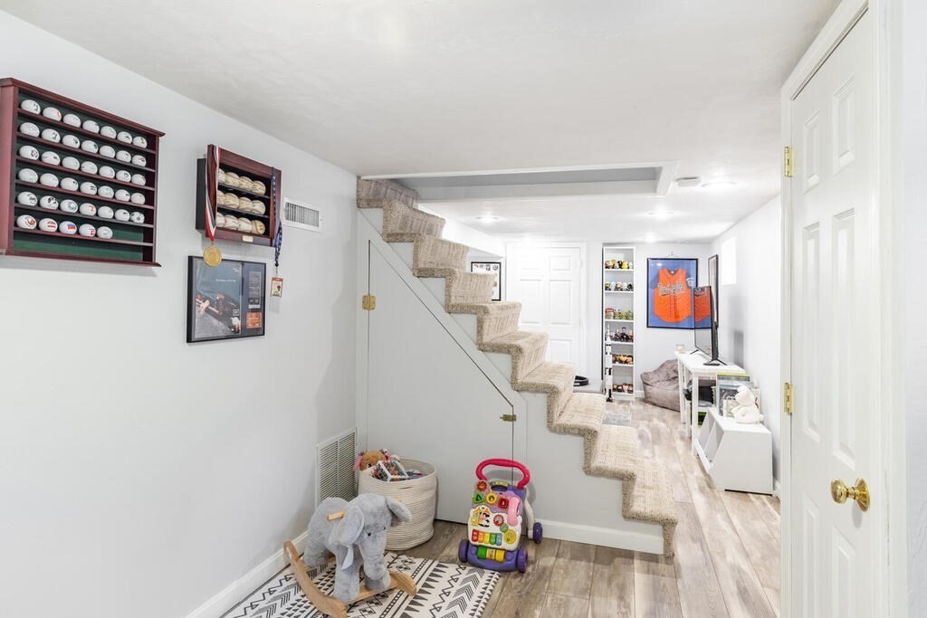 20 Juliette Road Saugus, MA 01906 - Photo 16 of 29 Gallery Image 16