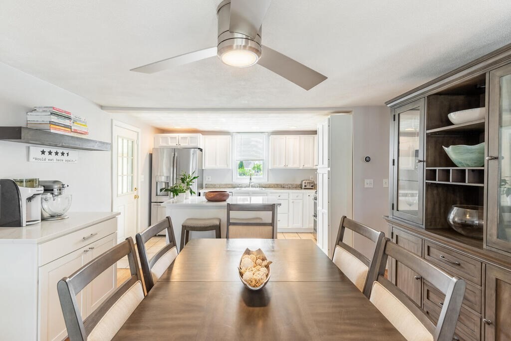 20 Juliette Road Saugus, MA 01906 - Photo 4 of 29 Gallery Image 4