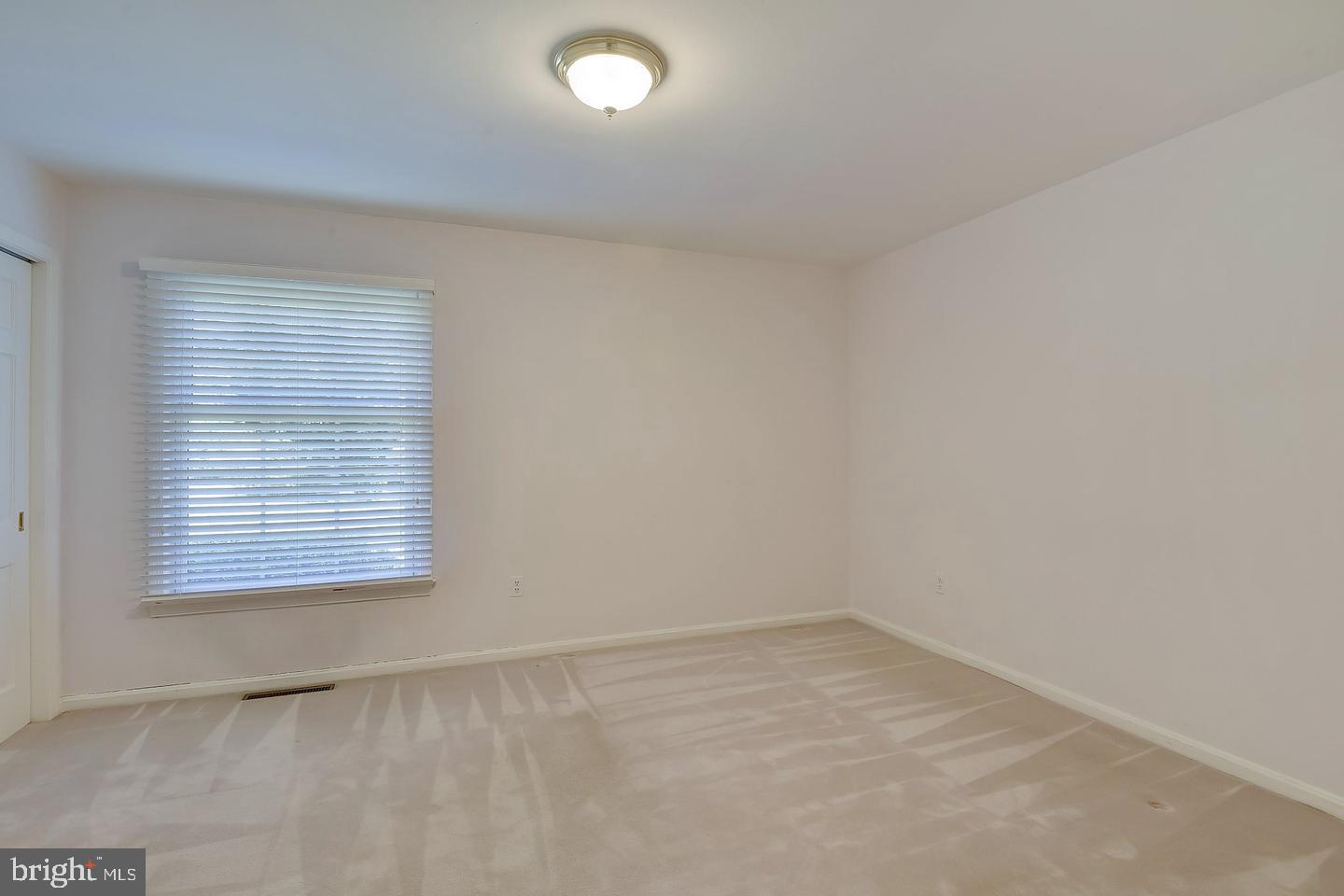 2025 Post Road Vienna, VA 22181 - Photo 22 of 24 Bedroom 3 with Carpet