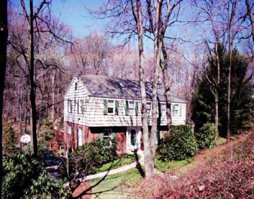 307 Wildberry Road Fox Chapel, PA 15238 - Photo 1 of 1 Gallery Image 1