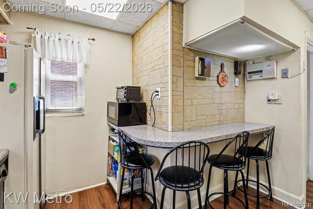 9116 Meyers Road Detroit, MI 48228 - Photo 7 of 17