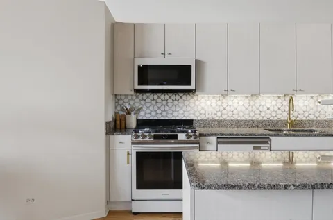 $499,900 | 2544 West North Avenue, Unit 2B, Chicago, IL 60647