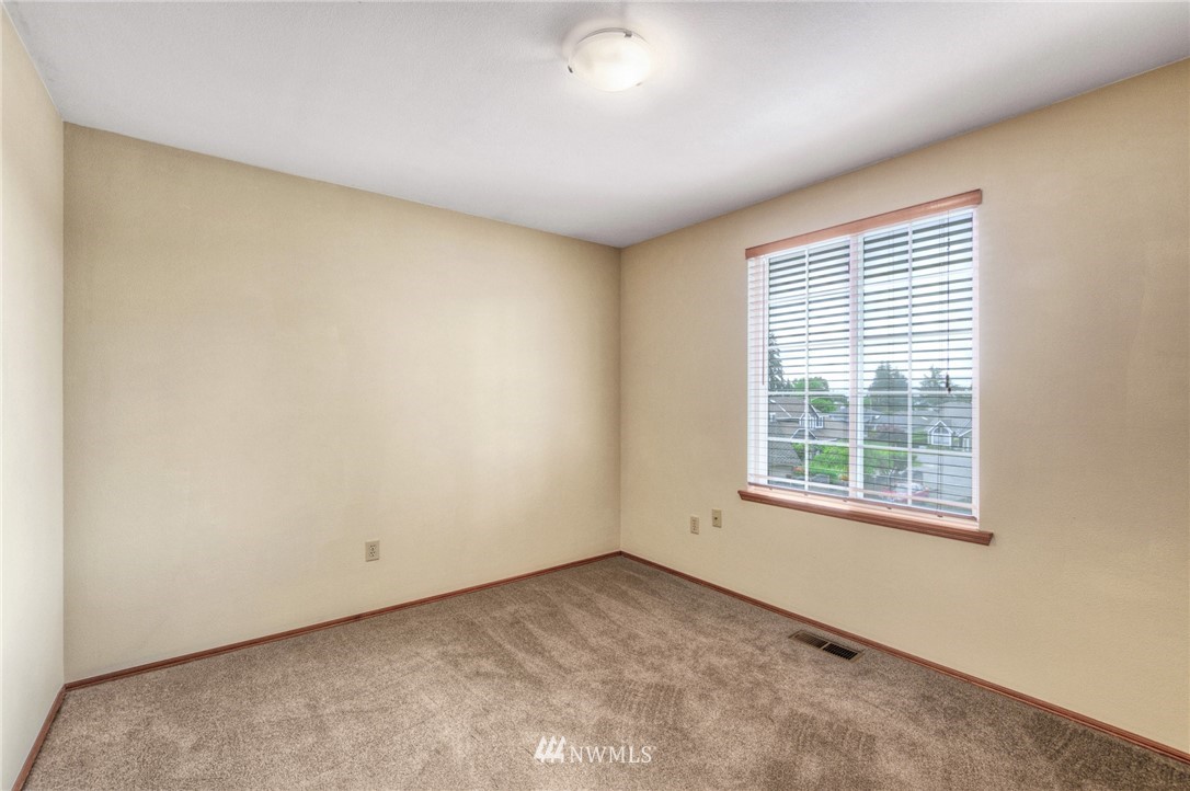 19108 104th Place Southeast Renton, WA 98055 - Photo 20 of 25 Gallery Image 20