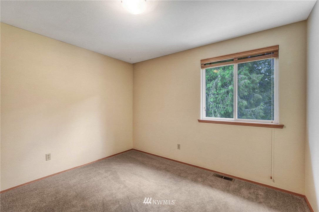 19108 104th Place Southeast Renton, WA 98055 - Photo 21 of 25 Gallery Image 21
