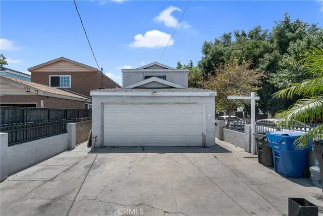 $585,000 | 2200 East 105th Street, Los Angeles, CA 90002