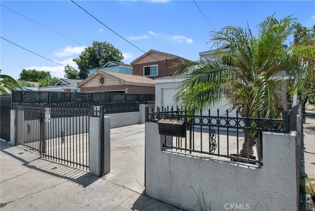 $585,000 | 2200 East 105th Street, Los Angeles, CA 90002