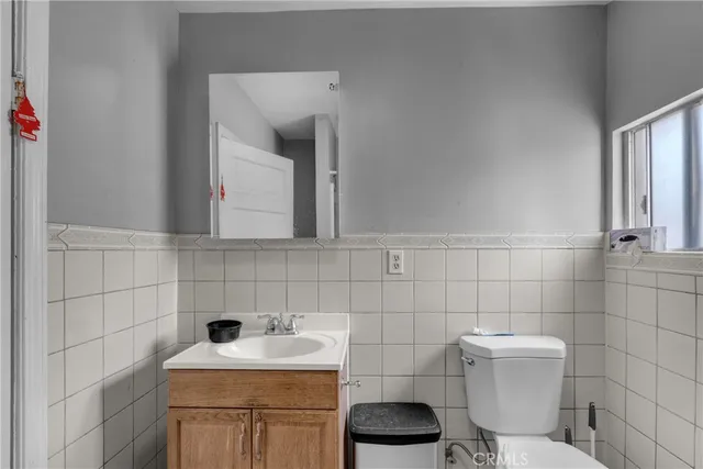 $585,000 | 2200 East 105th Street, Los Angeles, CA 90002