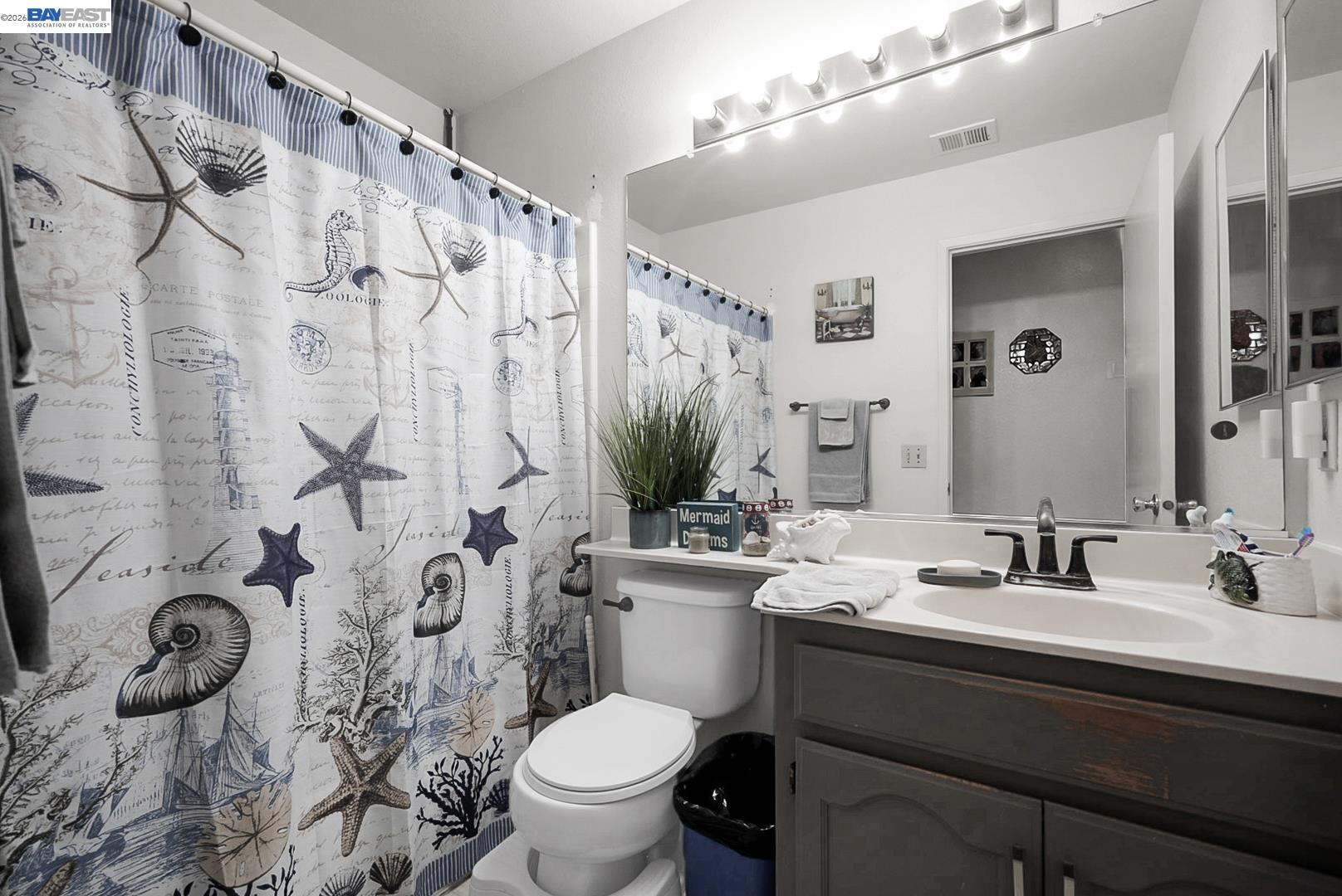 1324 Riverette Drive Modesto, CA 95351 - Photo 4 of 11 Gallery Image 4