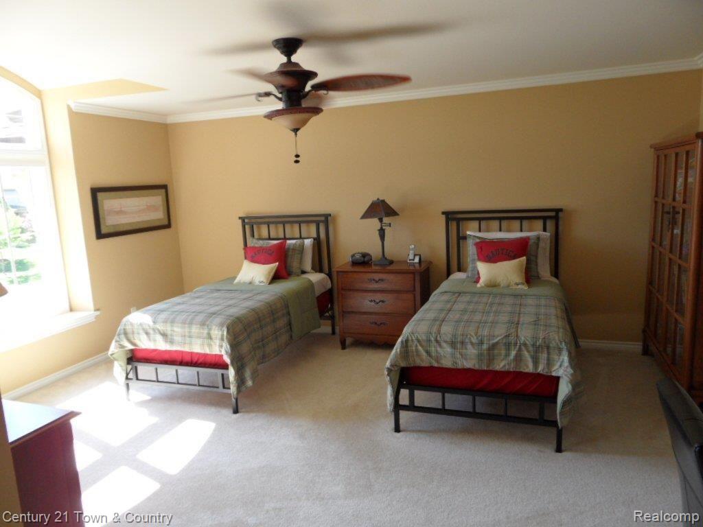 3195 St James Court Rochester, MI 48306 - Photo 19 of 25 4th Bedroom