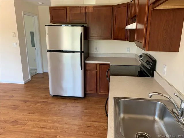$1,850 | 7 New Street, Unit 300, Danbury, CT 06810