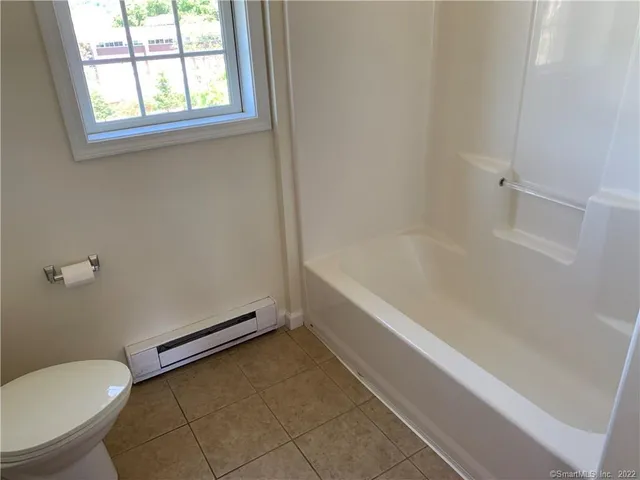 $1,850 | 7 New Street, Unit 300, Danbury, CT 06810