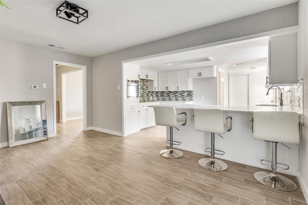 1287 Whispering Trail Dallas, TX 75241 - Photo 15 of 24 a view of a livingroom with furniture and a window