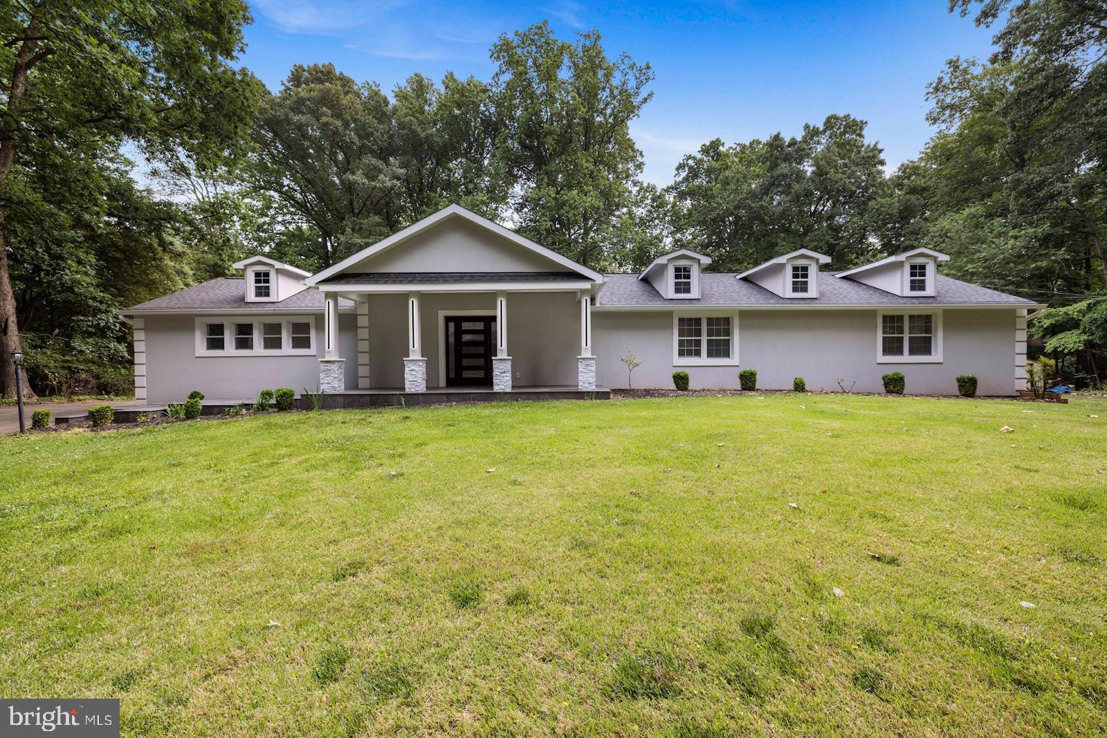 4300 Oaktree Road Rockville, MD 20853 - Photo 1 of 32