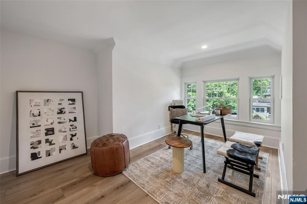 34 Washington Place, Unit 2 Ridgewood, NJ 07450 - Photo 15 of 18