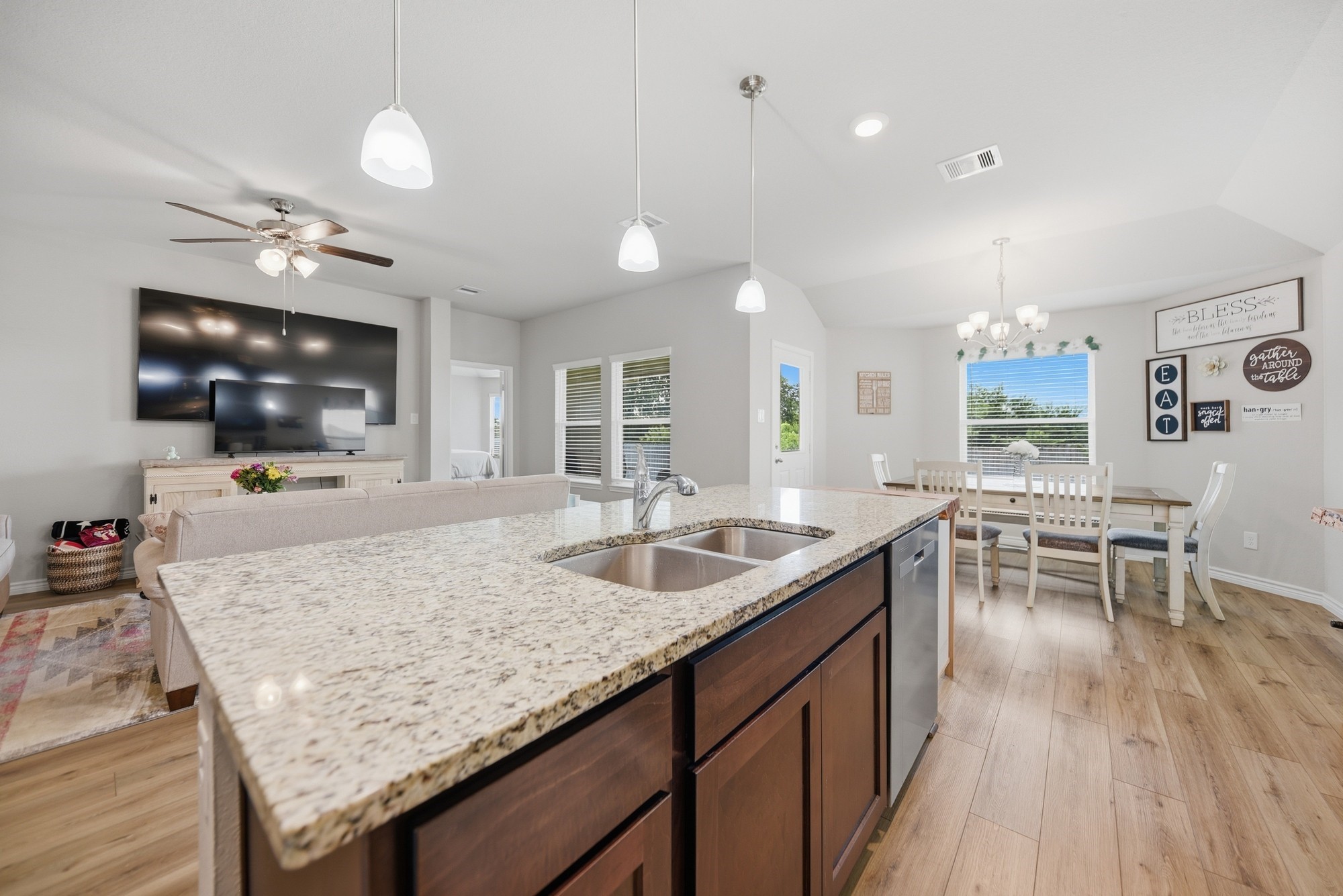 803 Davy Street Brenham, TX 77833 - Photo 10 of 26 Leads right into the wat-in dining area