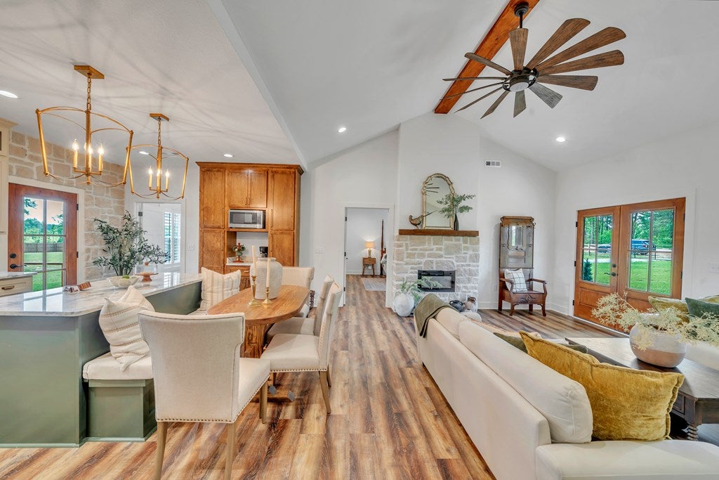 1354 Lakeway Road Dublin, GA 31027 - Photo 17 of 38 Gallery Image 17