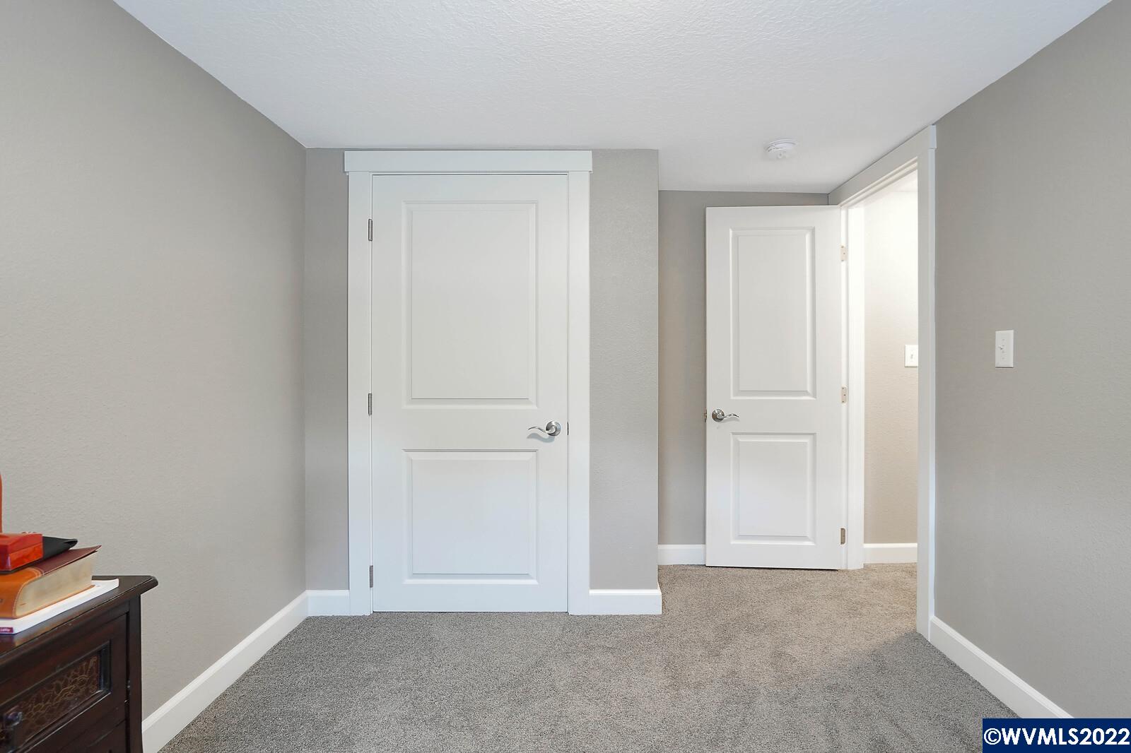 285 Southwest Jasper Street Dallas, OR 97338 - Photo 33 of 37 Gallery Image 33