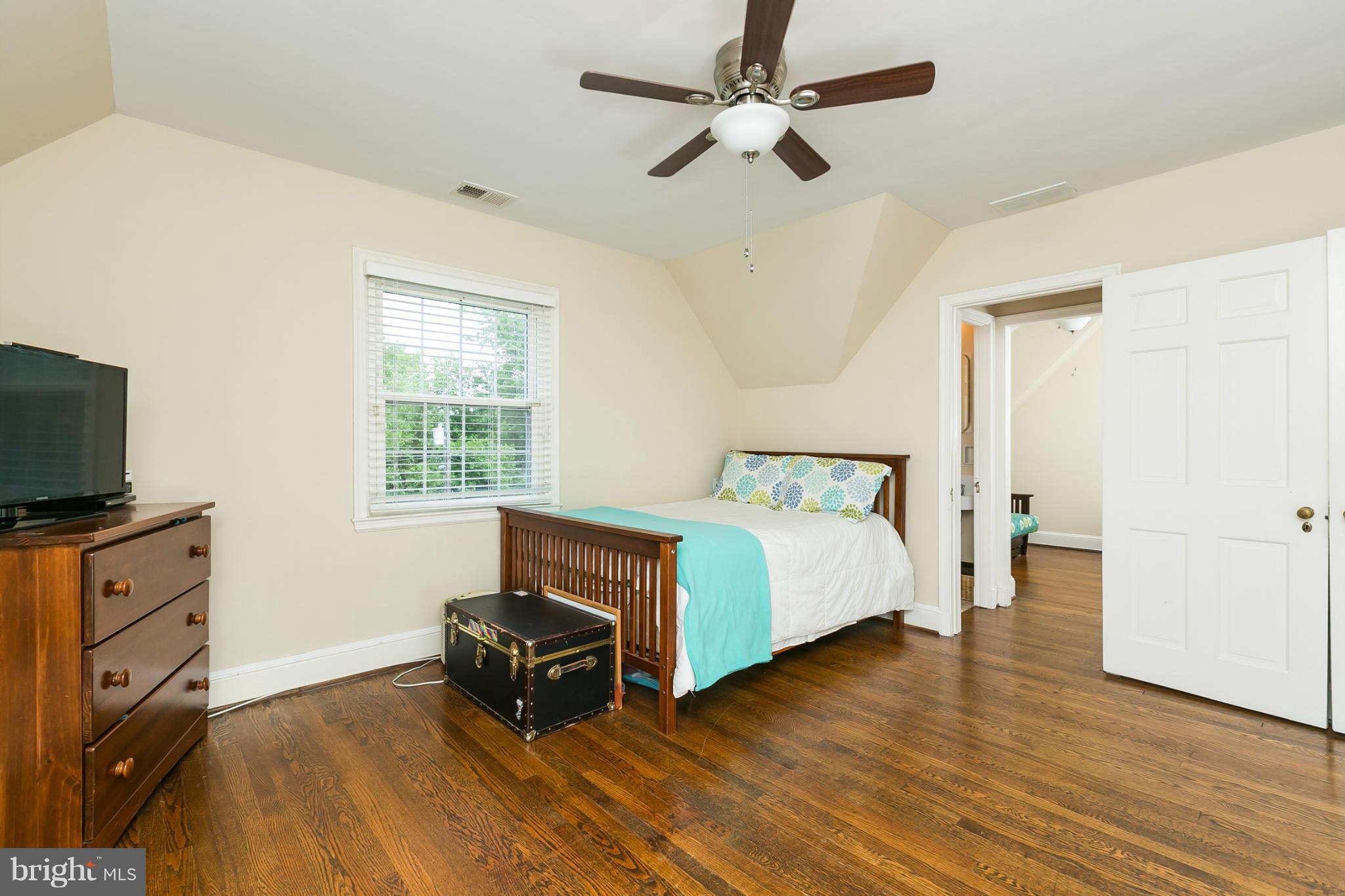315 Tunbridge Road Baltimore, MD 21212 - Photo 23 of 30 Bedroom