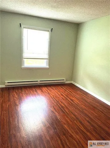 $240,000 | 340 Narragansett Lane, Unit D, Monroe Township, NJ 08831