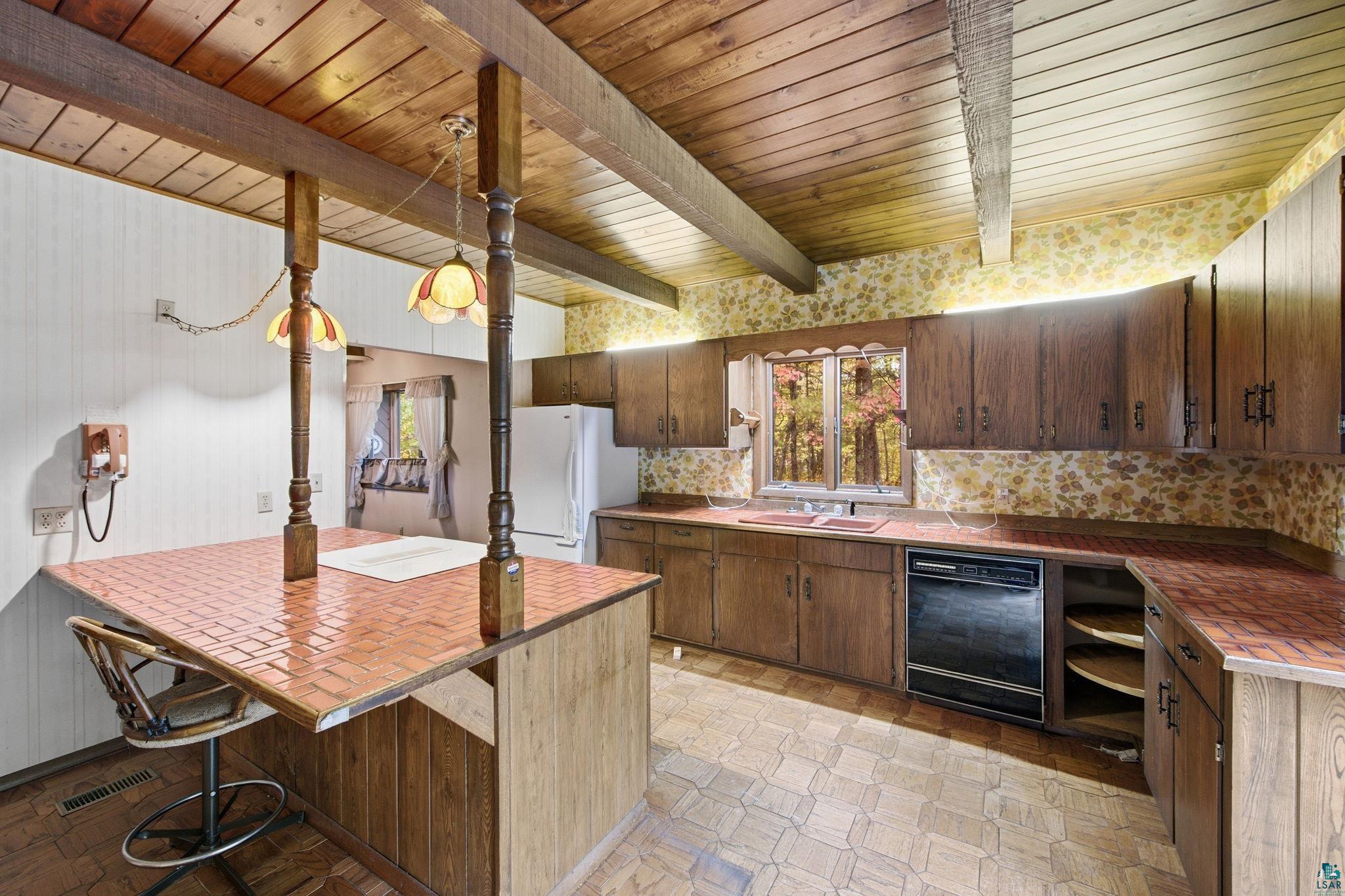 69110 Fire Lake Road Iron River, WI 54847 - Photo 10 of 36 Kitchen