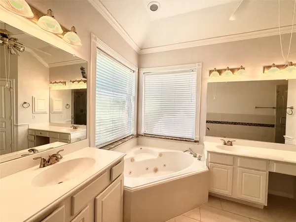 $2,480 | 12023 Flamingo Lakes Court, Houston, TX 77065