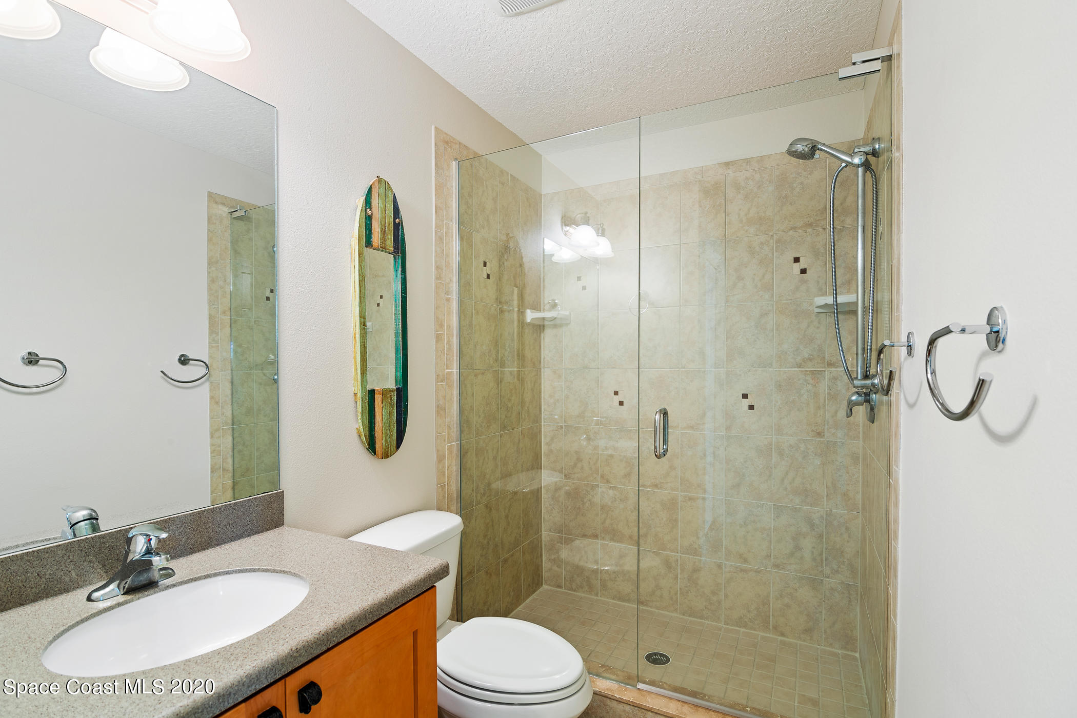 1162 Tralee Bay Avenue Melbourne, FL 32940 - Photo 23 of 34 Bathroom upstairs