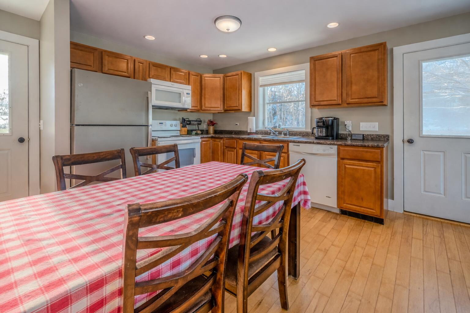 36 Belfast Augusta Road Searsmont, ME 04973 - Photo 4 of 33 kitchen