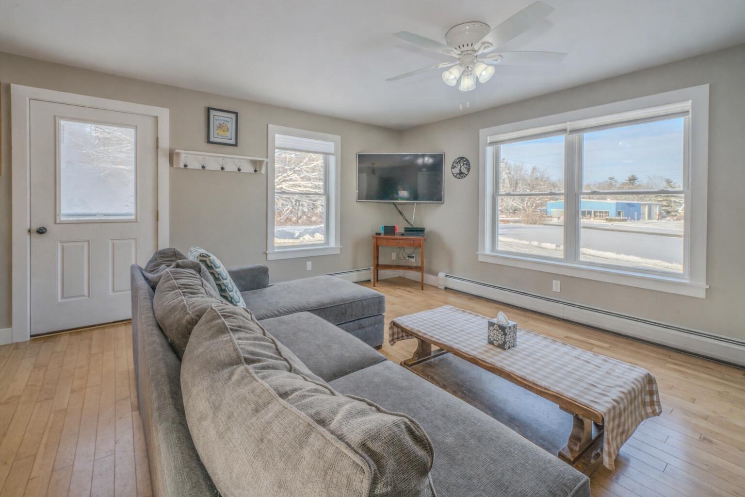36 Belfast Augusta Road Searsmont, ME 04973 - Photo 9 of 33 living room