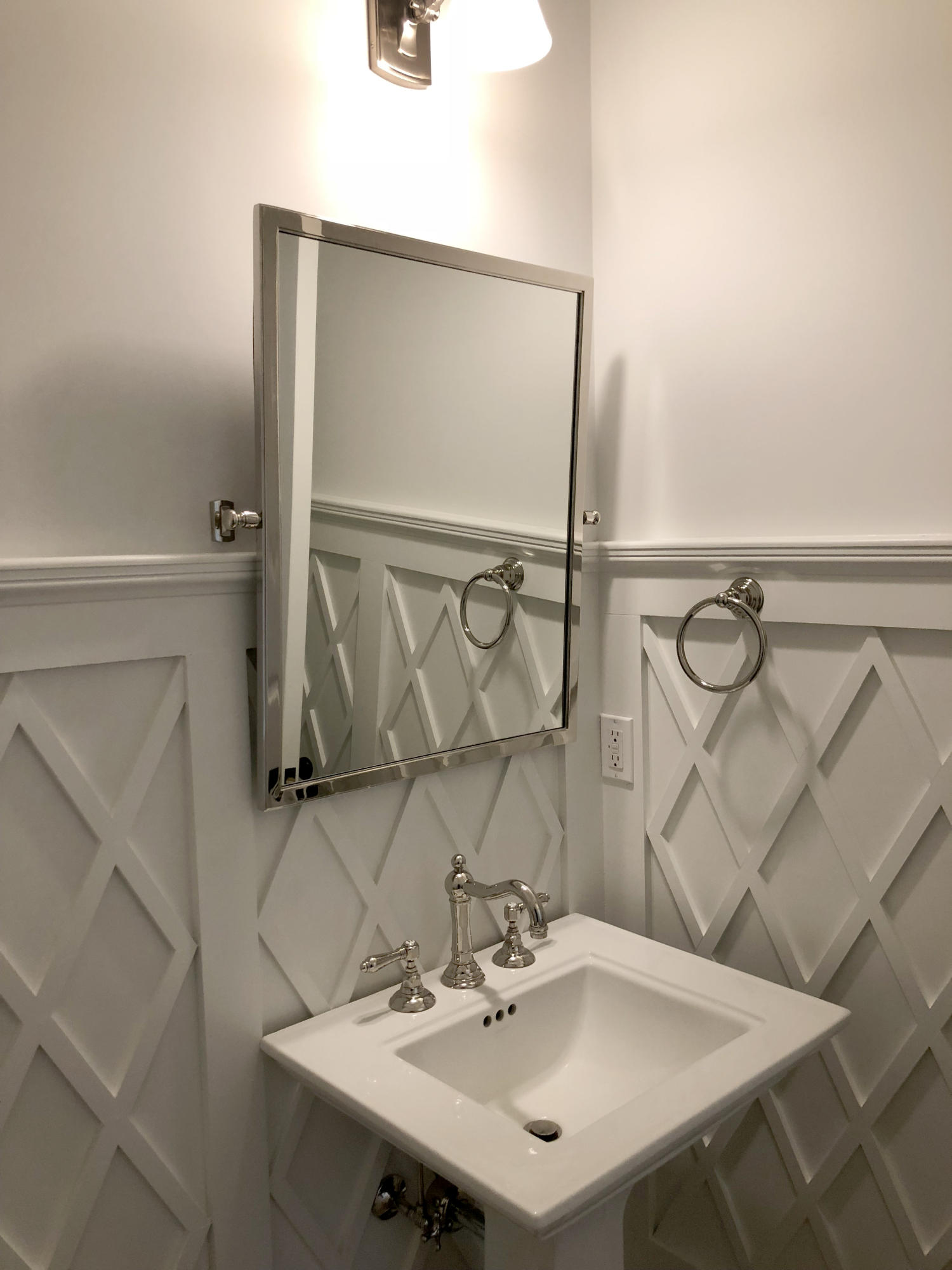 61 Stony Brook Road Darien, CT 06820 - Photo 13 of 43 a bathroom with a sink and a mirror