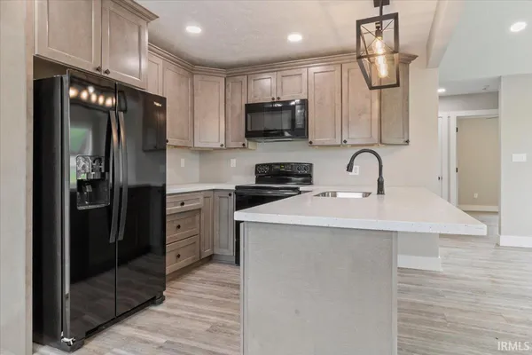 $214,900 | 502 Leahey St Union, Union City, IN 47390