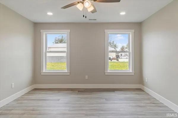 $214,900 | 502 Leahey St Union, Union City, IN 47390